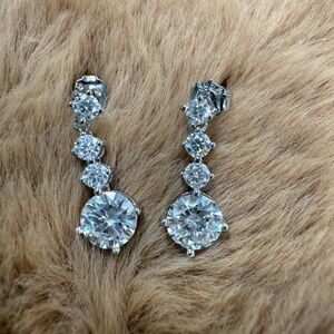 Dazzling 925 Silver 2ct Crystal Earrings